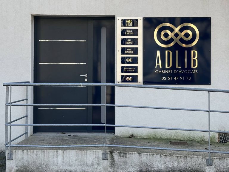 Entrée du cabinet Adlib Avocats à Luçon